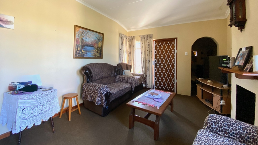 4 Bedroom Property for Sale in Laaiplek Western Cape